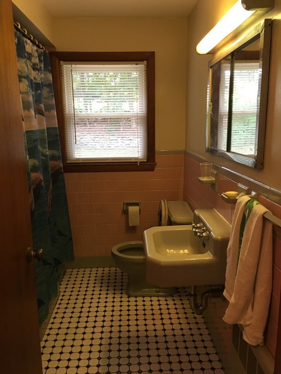 9 Reardon Road Hudson, MA 01749 - Photo 8 of 15 Gallery Image 8