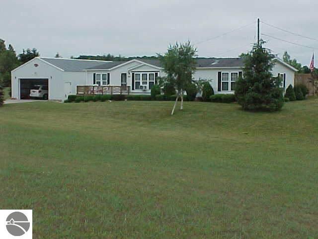 8630 South Coleman Road Maple City, MI 49664 - Photo 1 of 9 1637166.JPG