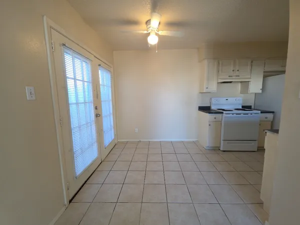 $975 | 5808 Wellington Drive, Unit 3, Austin, TX 78723