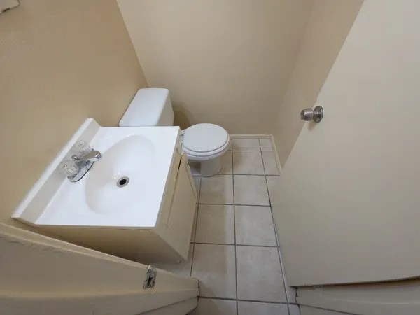 $975 | 5808 Wellington Drive, Unit 3, Austin, TX 78723