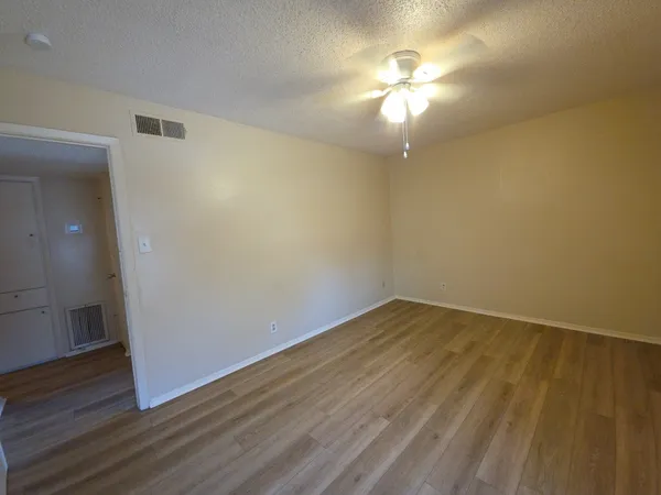 $975 | 5808 Wellington Drive, Unit 3, Austin, TX 78723