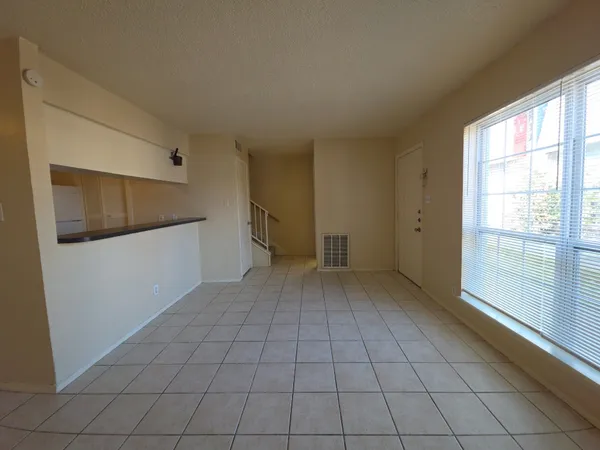 $975 | 5808 Wellington Drive, Unit 3, Austin, TX 78723