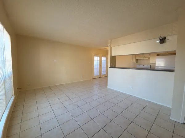 $975 | 5808 Wellington Drive, Unit 3, Austin, TX 78723