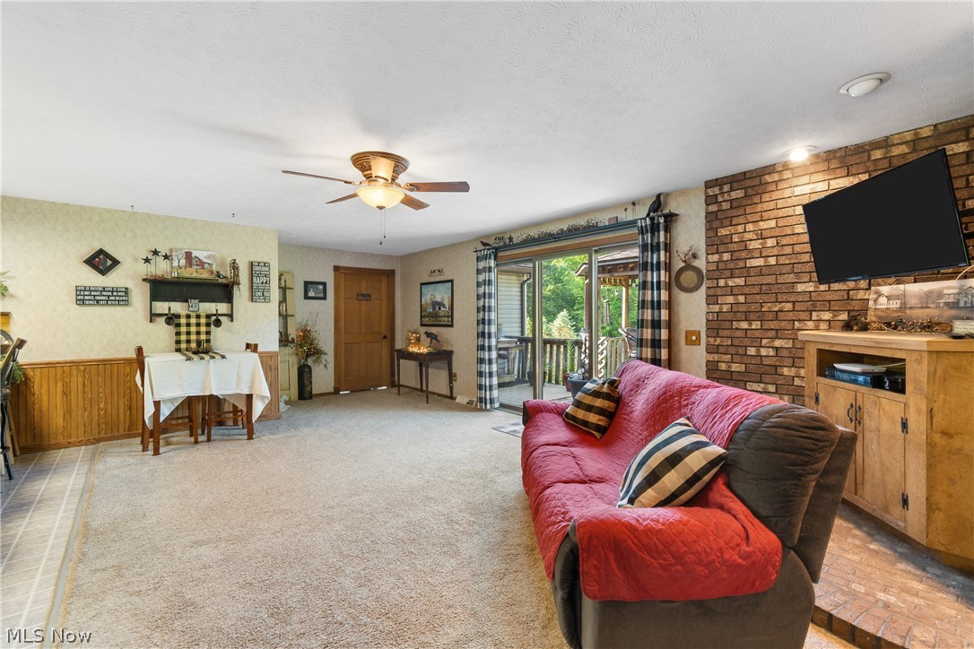4273 Canal Road Wooster, OH 44691 - Photo 6 of 34