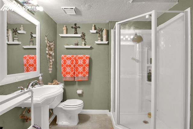4506 Fenton Road Colorado Springs, CO 80916 - Photo 13 of 36 Gallery Image 13