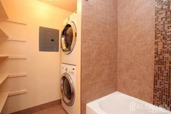 $2,500 | 818 Ravens Crest Drive, Plainsboro, NJ 08536
