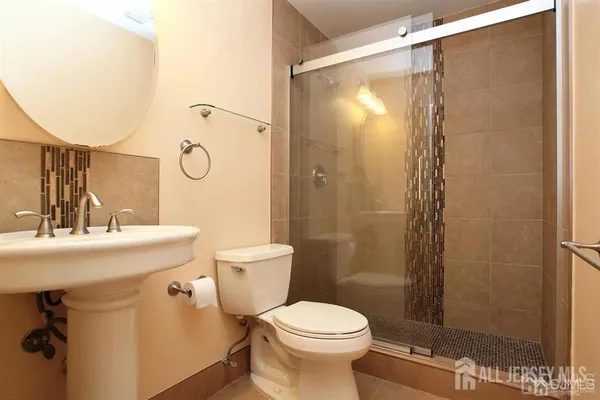 $2,500 | 818 Ravens Crest Drive, Plainsboro, NJ 08536
