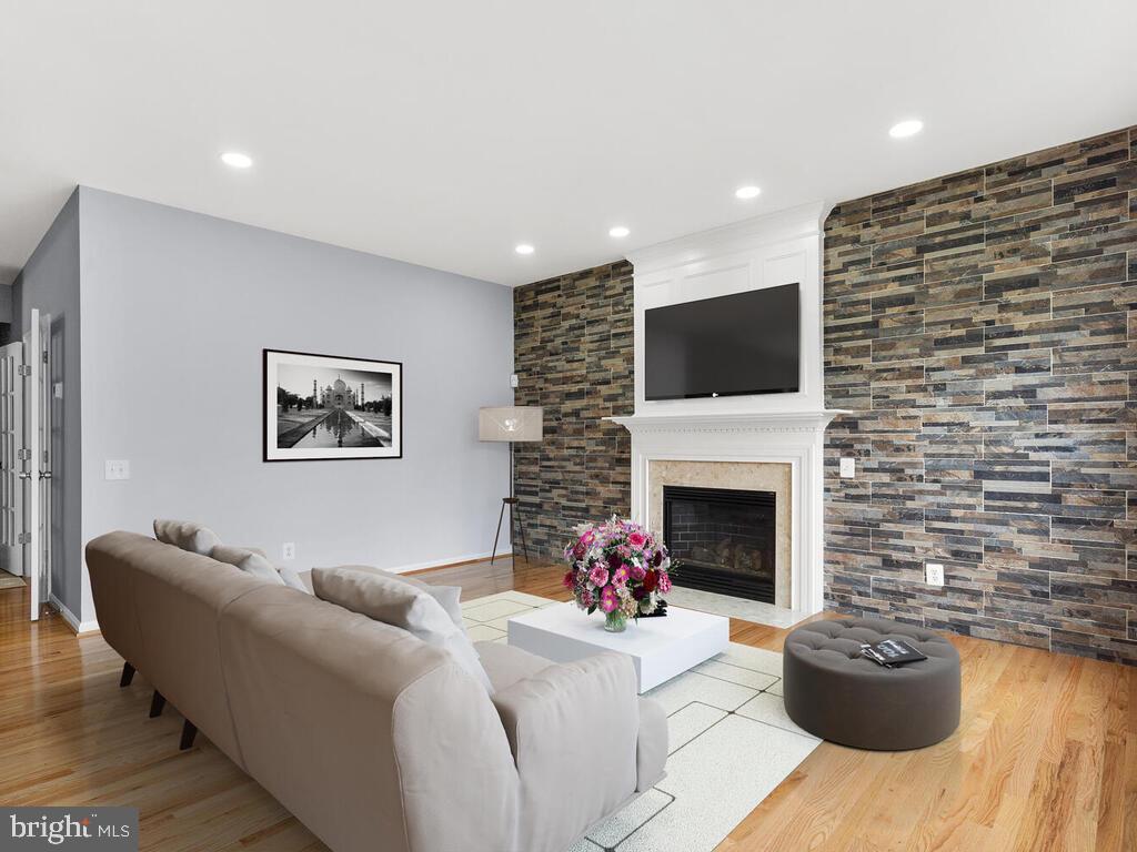 2487 Leyland Ridge Road Herndon, VA 20171 - Photo 24 of 92 Gallery Image 24