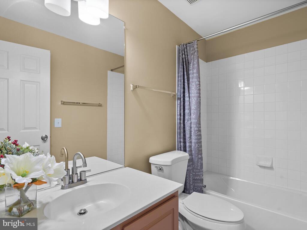 2487 Leyland Ridge Road Herndon, VA 20171 - Photo 56 of 92 Gallery Image 56