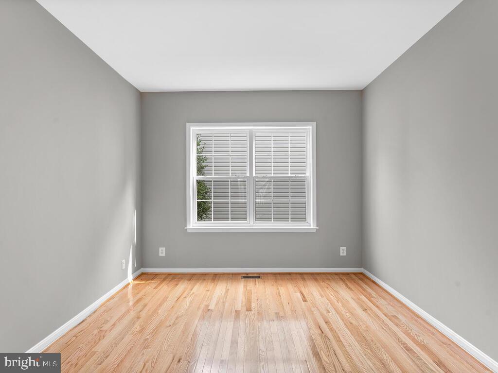2487 Leyland Ridge Road Herndon, VA 20171 - Photo 64 of 92 Gallery Image 64