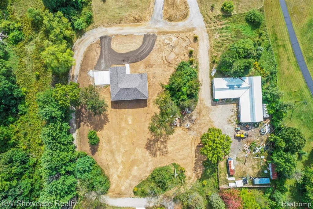 7661 East Highland Road Howell, MI 48855 - Photo 5 of 47