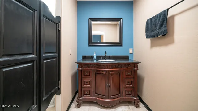 a view of walk in closet