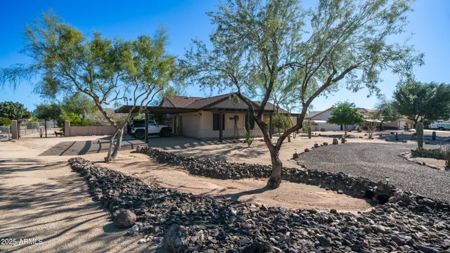 $739,900 | 833 North 110th Street, Mesa, AZ 85207