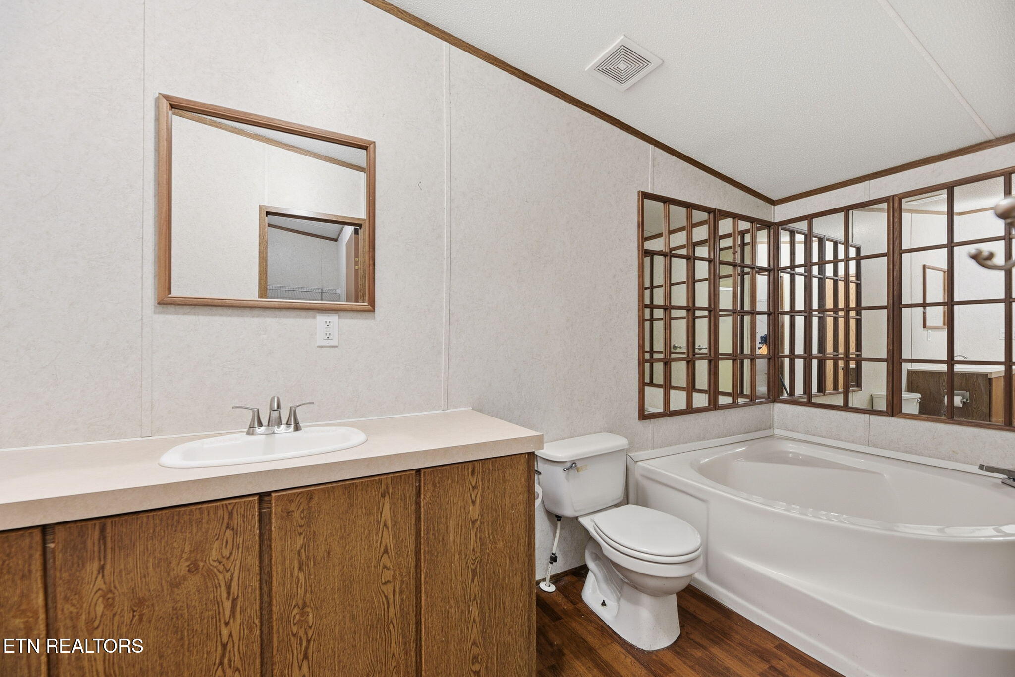 133 Cutters Lane Clinton, TN 37716 - Photo 16 of 24 16-web-or-mls-DSC_6753