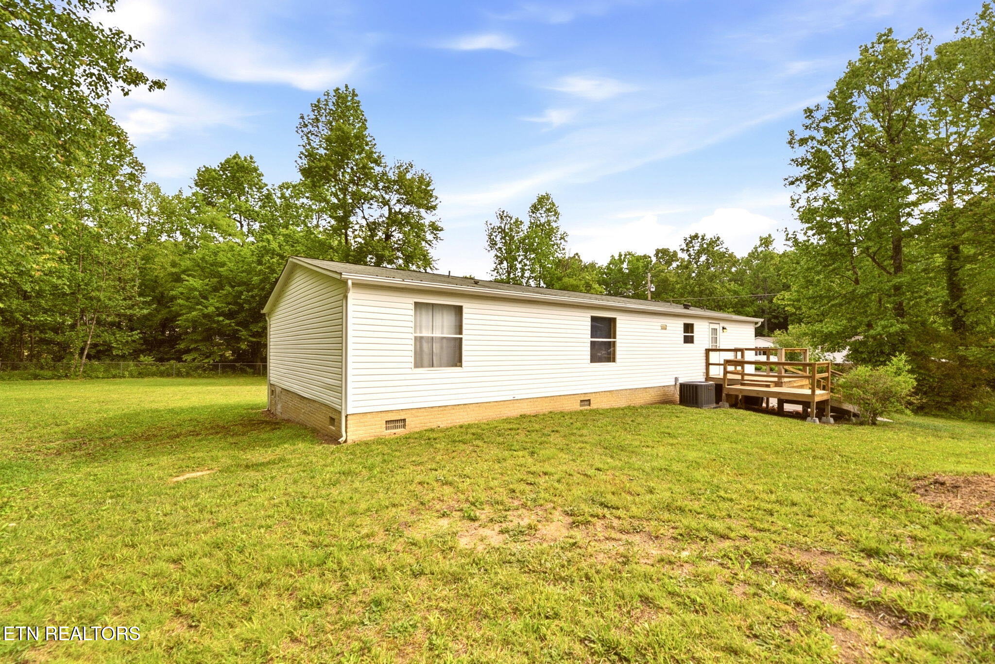 133 Cutters Lane Clinton, TN 37716 - Photo 23 of 24 23-web-or-mls-DSC_6711