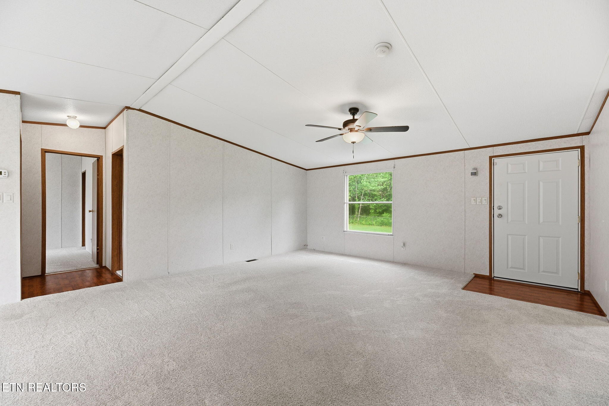 133 Cutters Lane Clinton, TN 37716 - Photo 5 of 24 5-web-or-mls-DSC_6720