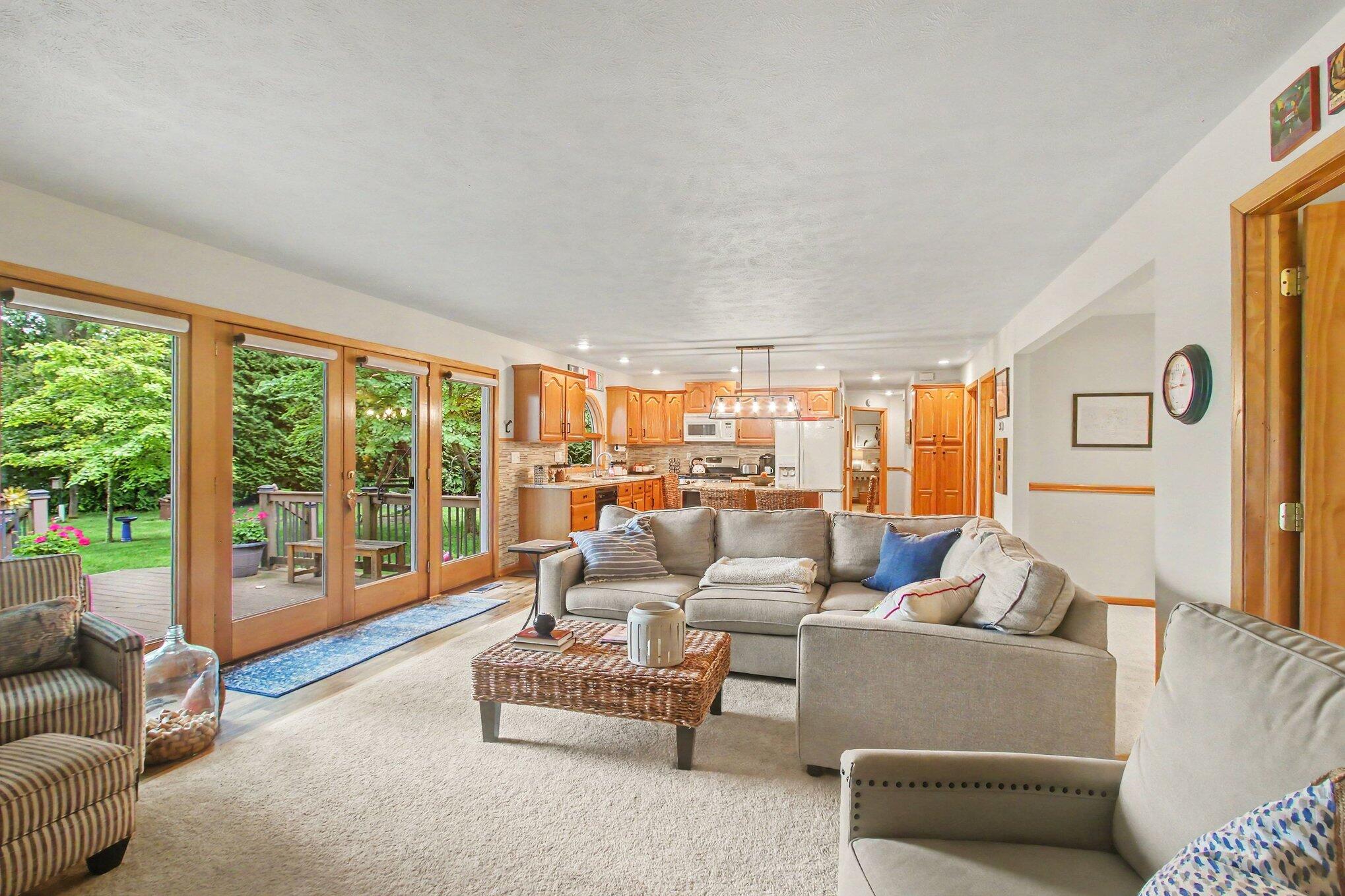 46896 Meadow Lane Decatur, MI 49045 - Photo 12 of 28 008_file_1892