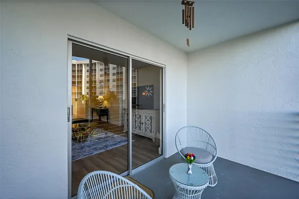 $3,000 | 2731 Northeast 14th Street, Unit 421, Pompano Beach, FL 33062