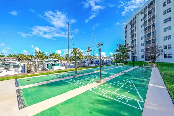 $3,000 | 2731 Northeast 14th Street, Unit 421, Pompano Beach, FL 33062