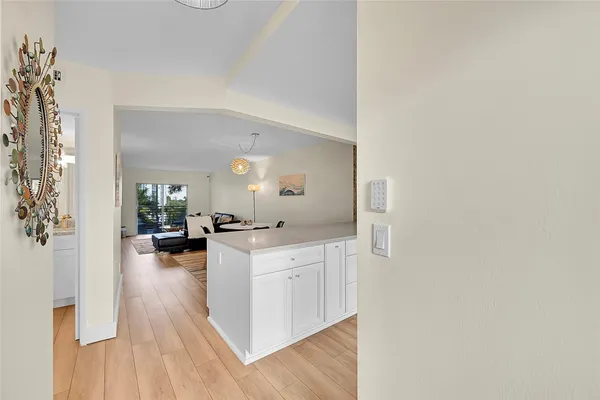 $3,000 | 2731 Northeast 14th Street, Unit 421, Pompano Beach, FL 33062