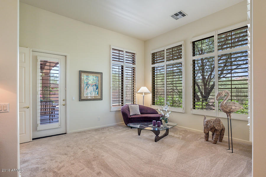 8130 East Wing Shadow Road Scottsdale, AZ 85255 - Photo 30 of 55 master - sitting area