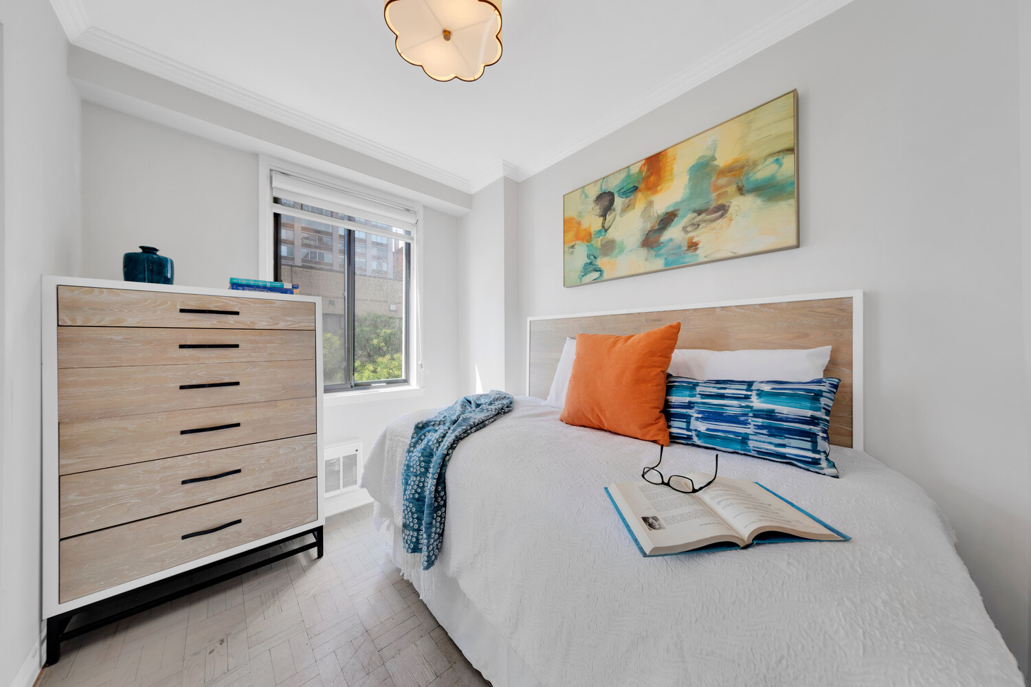 345 East 73rd Street, Unit 6C Manhattan, NY 10021 - Photo 4 of 10