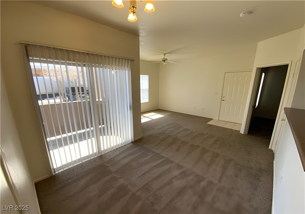 6650 West Warm Springs Road, Unit 1024 Las Vegas, NV 89118 - Photo 3 of 14 Open design living + dining