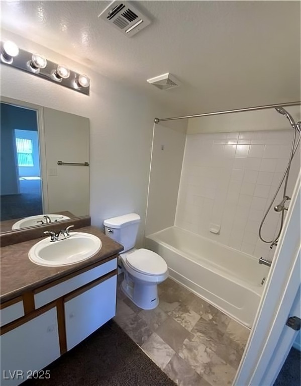6650 West Warm Springs Road, Unit 1024 Las Vegas, NV 89118 - Photo 9 of 14 Primary Bath with tub & shower combo