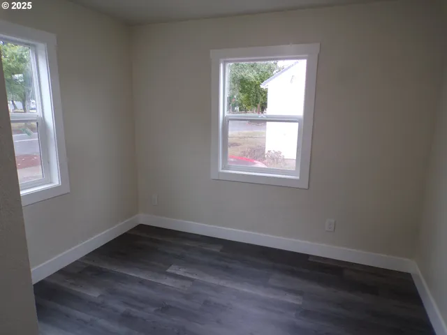 $330,000 | 1925 Liberty Street Northeast, Salem, OR 97301