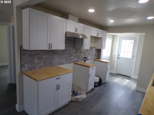 $330,000 | 1925 Liberty Street Northeast, Salem, OR 97301