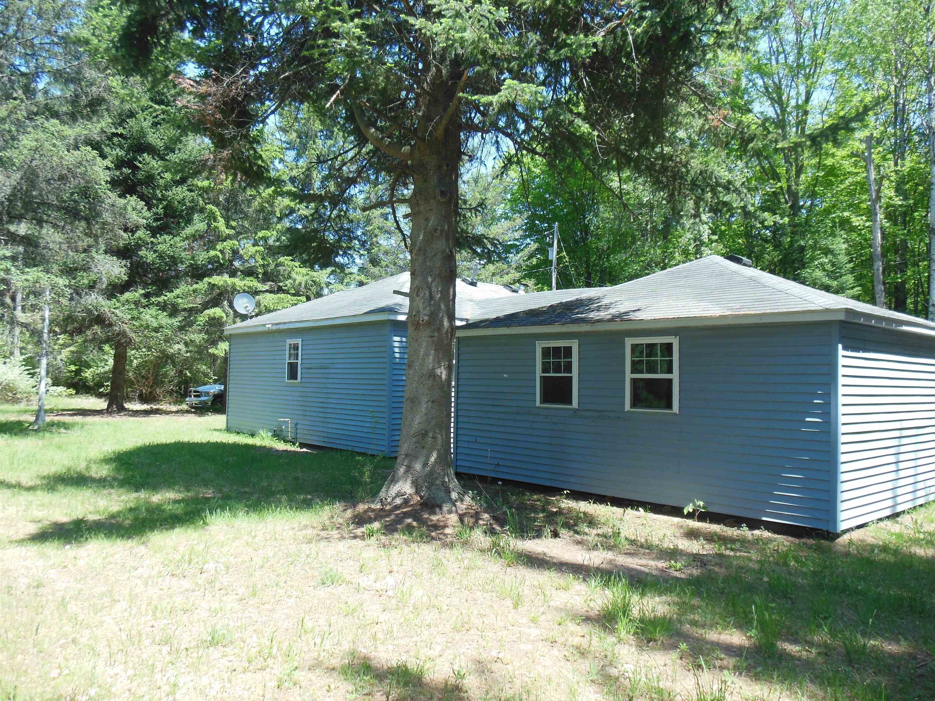 8870 East Townline Lake Road Harrison, MI 48625 - Photo 5 of 20