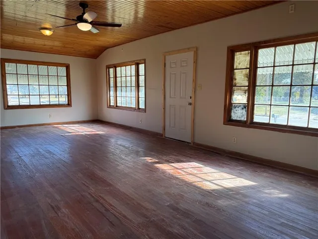 $65,000 | 512 East 8th Street, Coffeyville, KS 67337