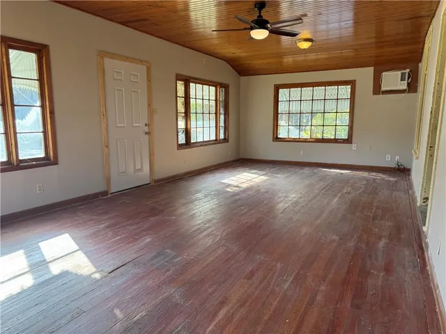 $65,000 | 512 East 8th Street, Coffeyville, KS 67337