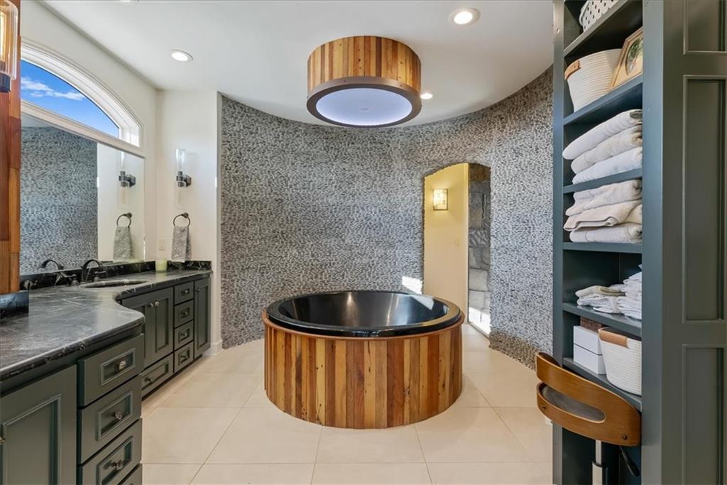 12517 South Harris Road Lee's Summit, MO 64086 - Photo 25 of 52