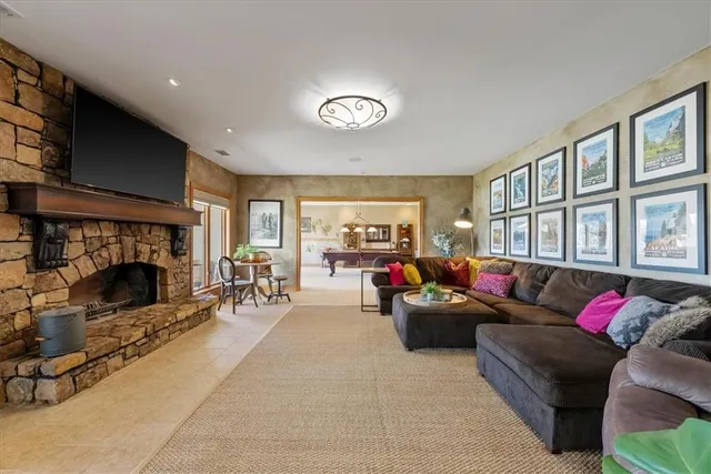 $3,250,000 | 12517 South Harris Road, Lee's Summit, MO 64086