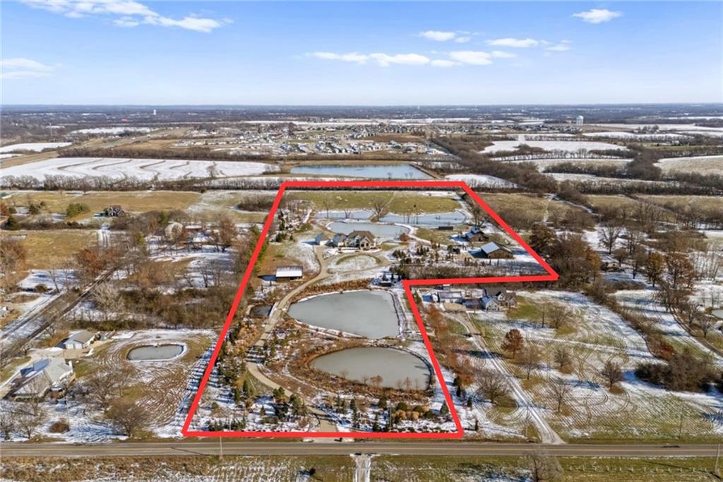 12517 South Harris Road Lee's Summit, MO 64086 - Photo 4 of 52