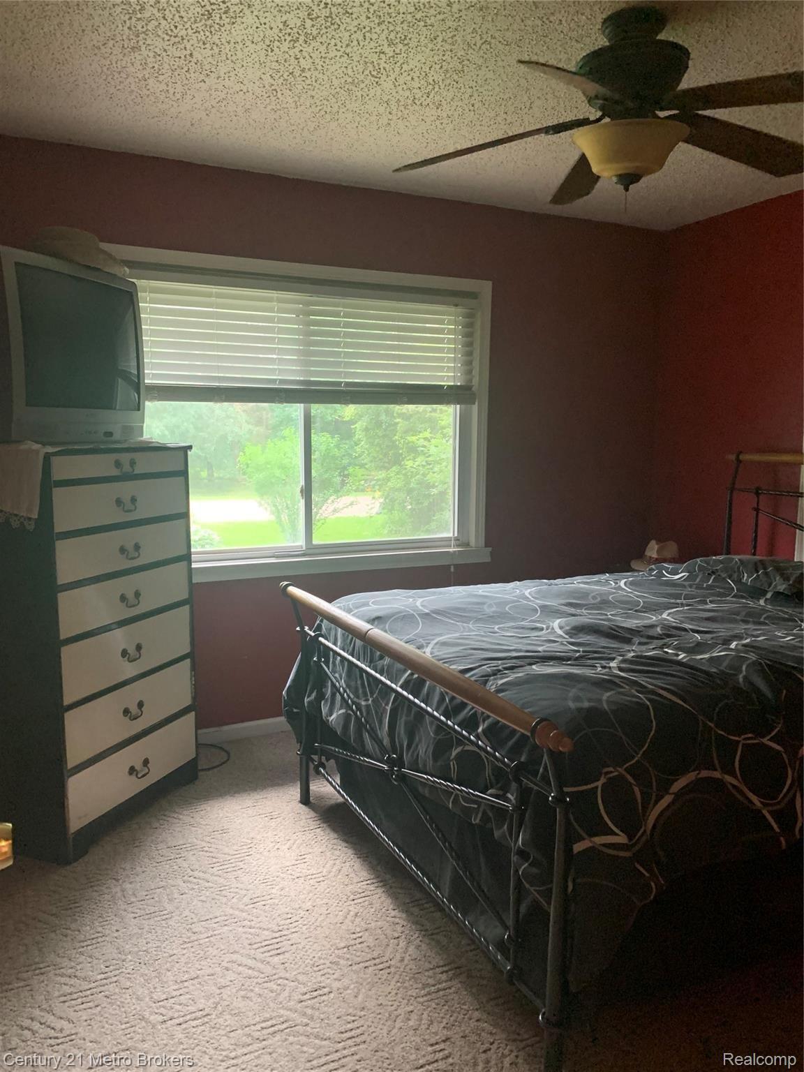 2363 Murphy Road Flint, MI 48504 - Photo 14 of 29 IMG_9232.jpg
