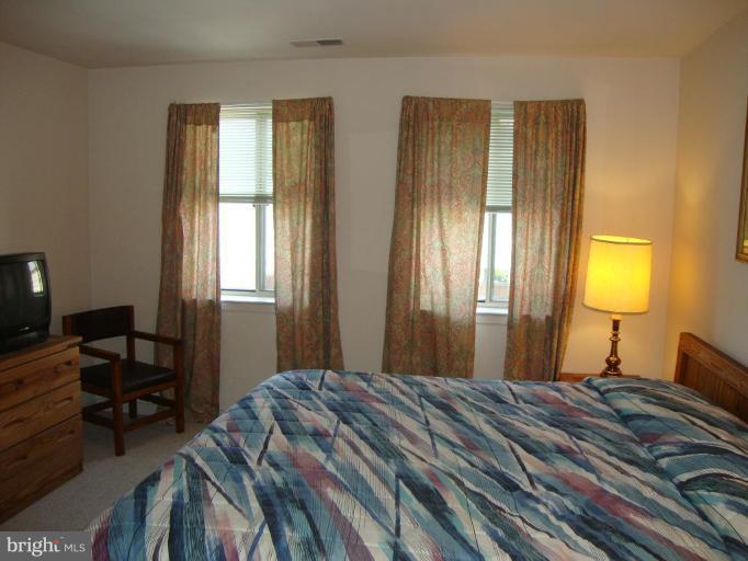 136 Barre Street West, Unit R Baltimore, MD 21201 - Photo 13 of 22 Master Bedroom #2