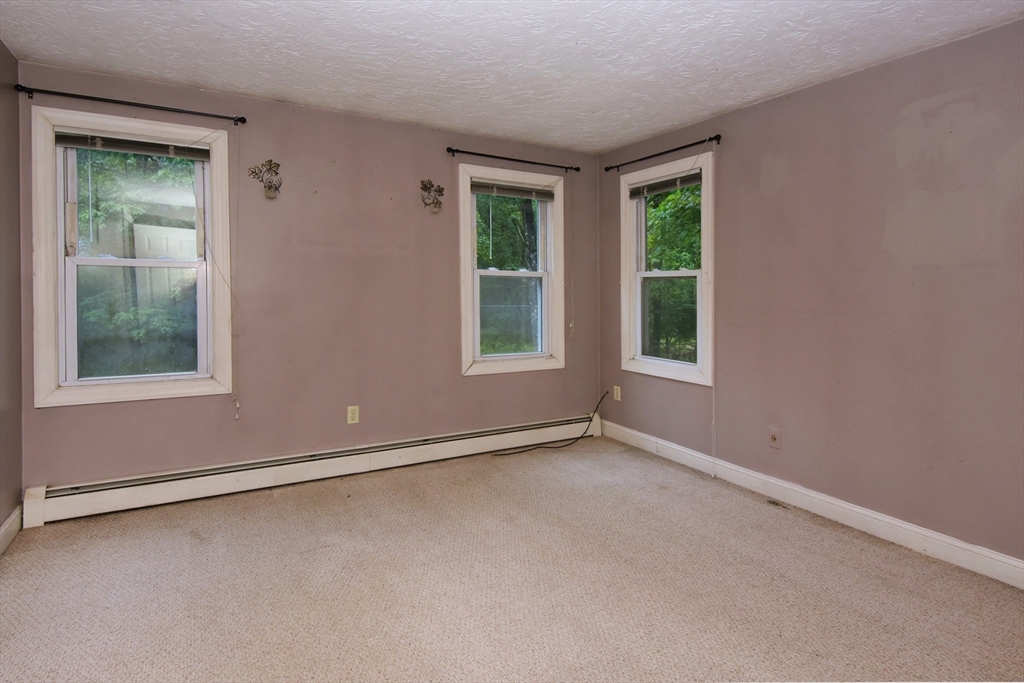 357 Barre Road Oakham, MA 01068 - Photo 15 of 39