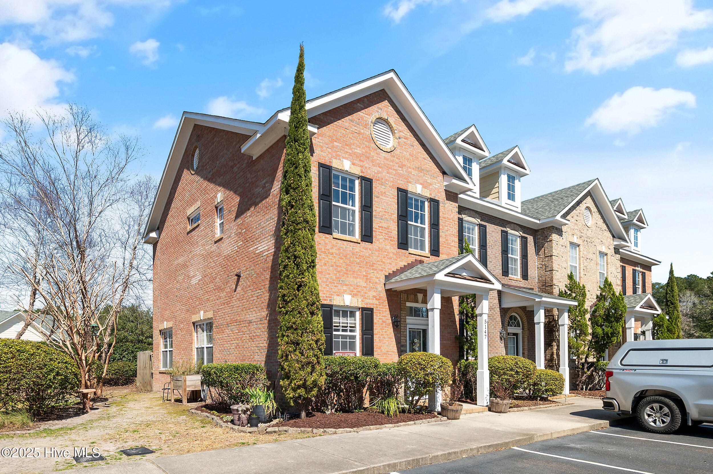 5147 Exton Park Loop Castle Hayne, NC 28429 - Photo 2 of 31 5147extonparkloop_00002