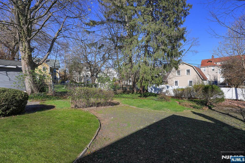 287 Orange Road Montclair, NJ 07042 - Photo 33 of 42