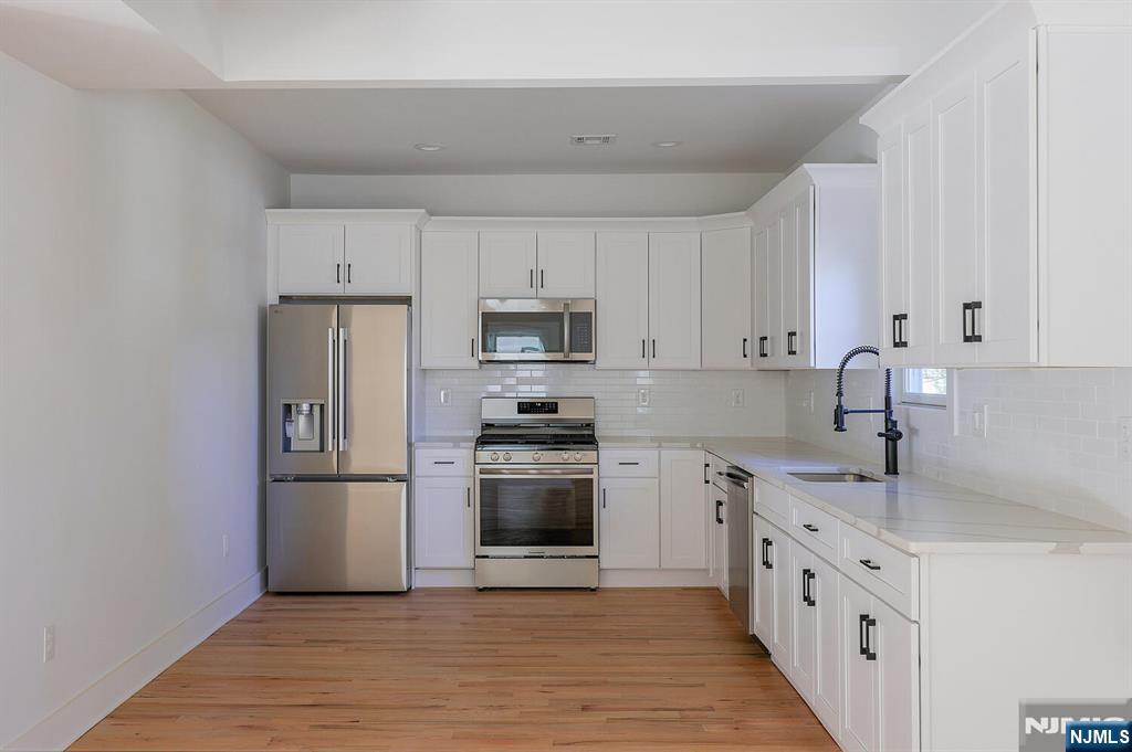 287 Orange Road Montclair, NJ 07042 - Photo 7 of 42