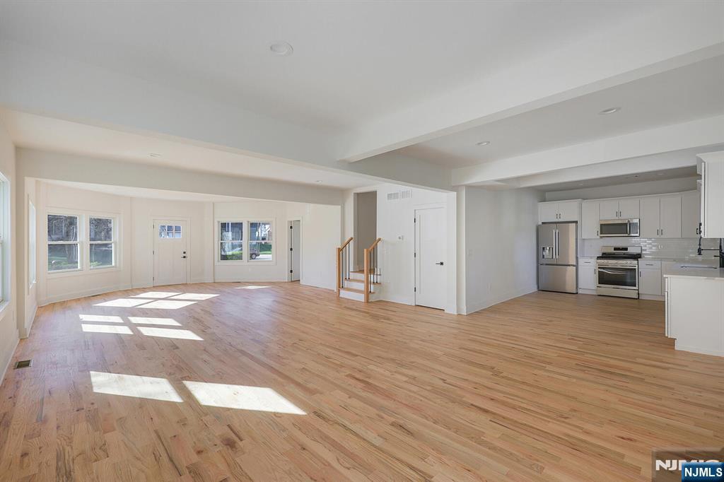 287 Orange Road Montclair, NJ 07042 - Photo 10 of 42