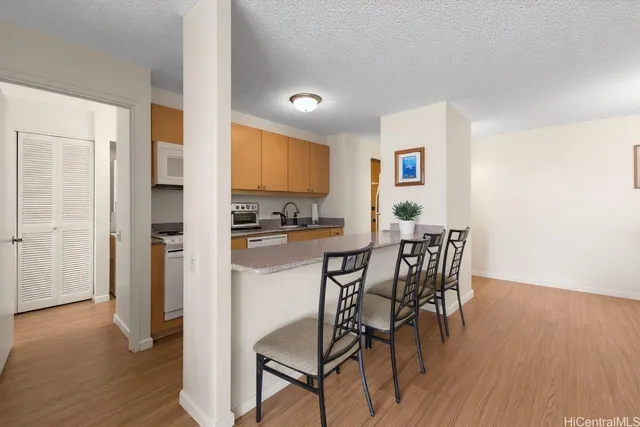 $455,000 | 1778 Ala Moana Boulevard, Unit 1817, Honolulu, HI 96815