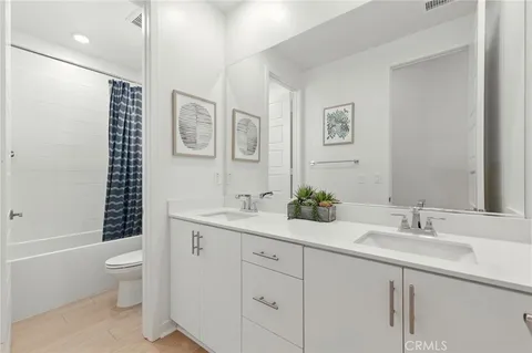 $875,000 | 27475 Mercantile Court, Valencia, CA 91381