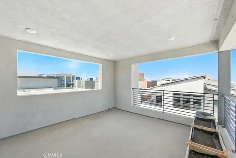 $875,000 | 27475 Mercantile Court, Valencia, CA 91381