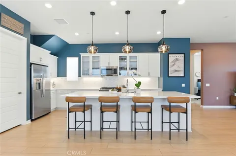 $875,000 | 27475 Mercantile Court, Valencia, CA 91381