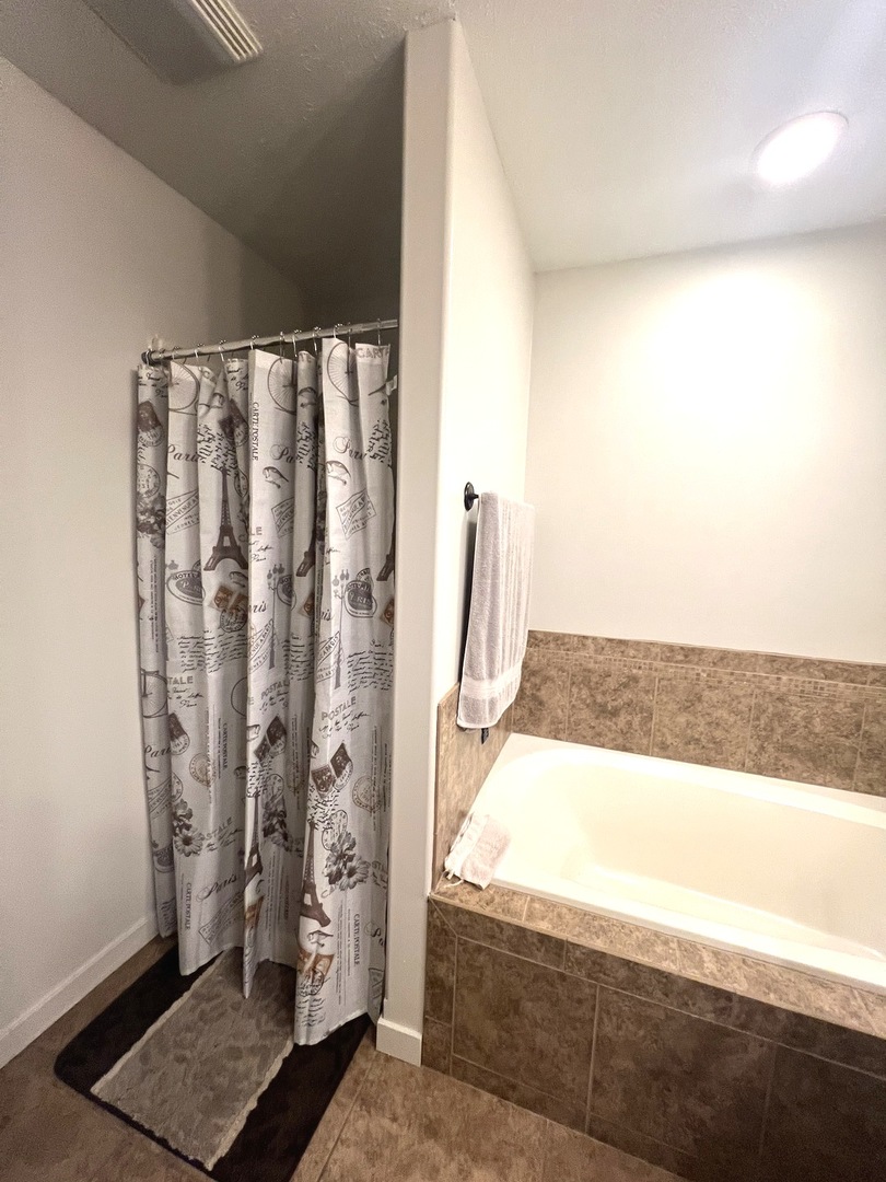 1647 Belclare Road Normal, IL 61761 - Photo 11 of 14