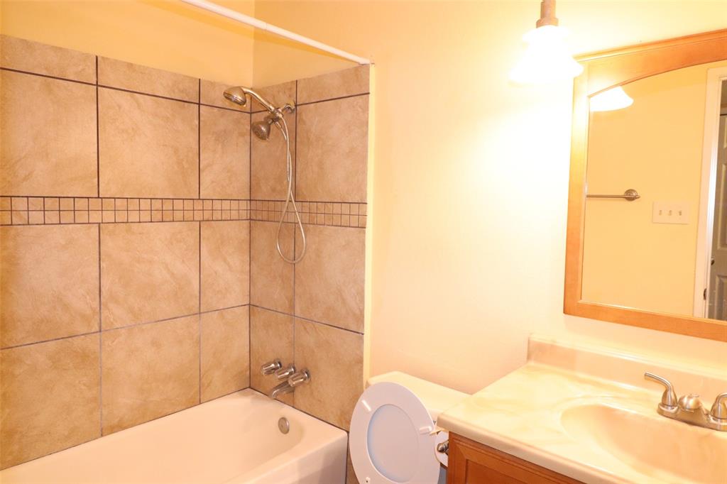 2901 Red Gum Road Garland, TX 75044 - Photo 13 of 24