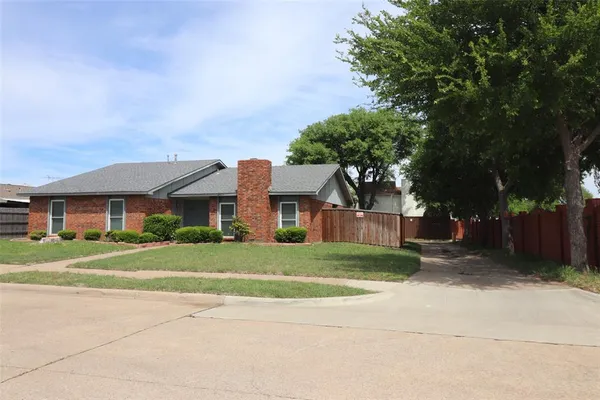 $2,200 | 2901 Red Gum Road, Garland, TX 75044